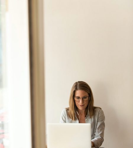 linkedin-sales-solutions-wS73LE0GnKs-unsplash